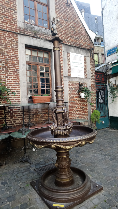 Fontaine Montefiore à Liège Outremeuse