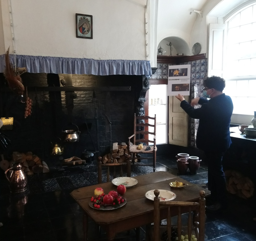 Visite guidée de la cuisine de l'hôtel de Groesbeeck-de Croix