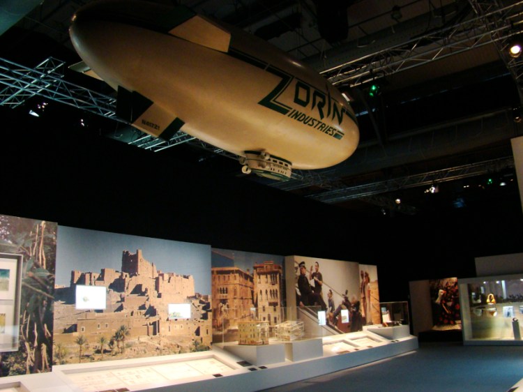 Maquettes de la saga Bond