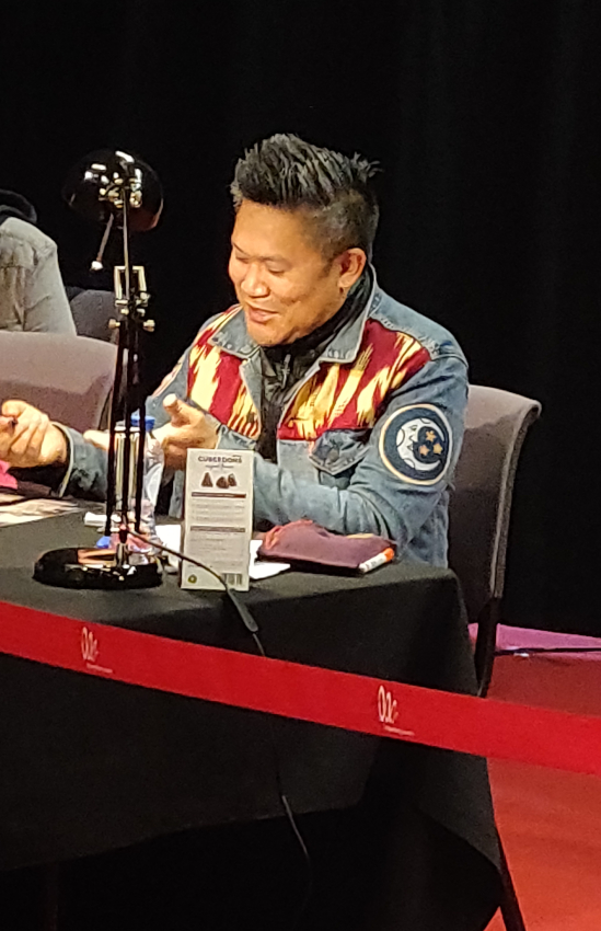 Dante Basco en dédicace