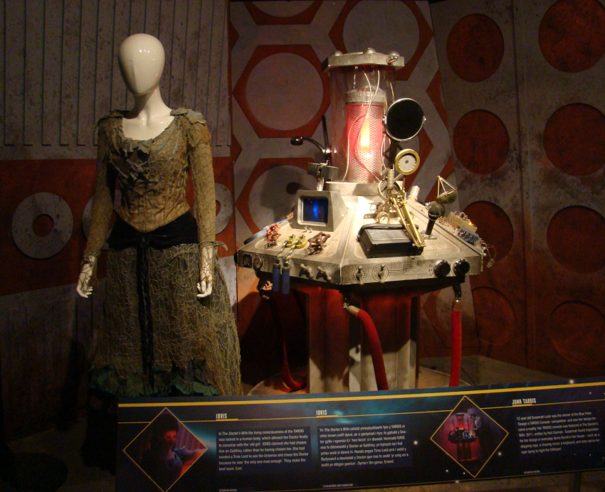 Le Tardis et Idris de Doctor Who