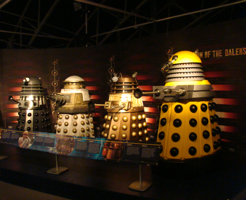 Les Daleks exterminent tout sur leur passage