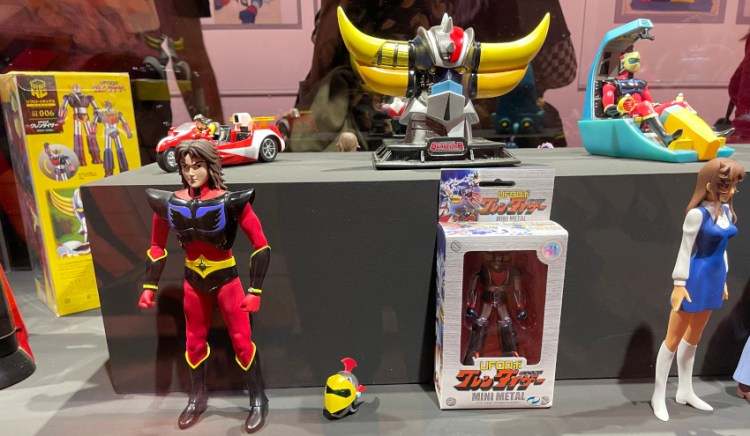 Les personnages de Goldorak en statuettes