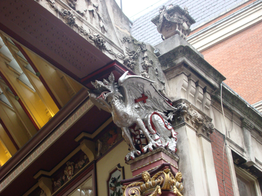 Détail de l'entrée du Leadenhall Market à Londres