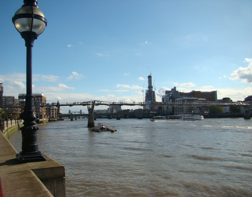 Le Pont Millennium sur la Tamise