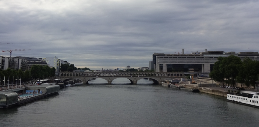 La Seine à Bercy, Ministère des Finances