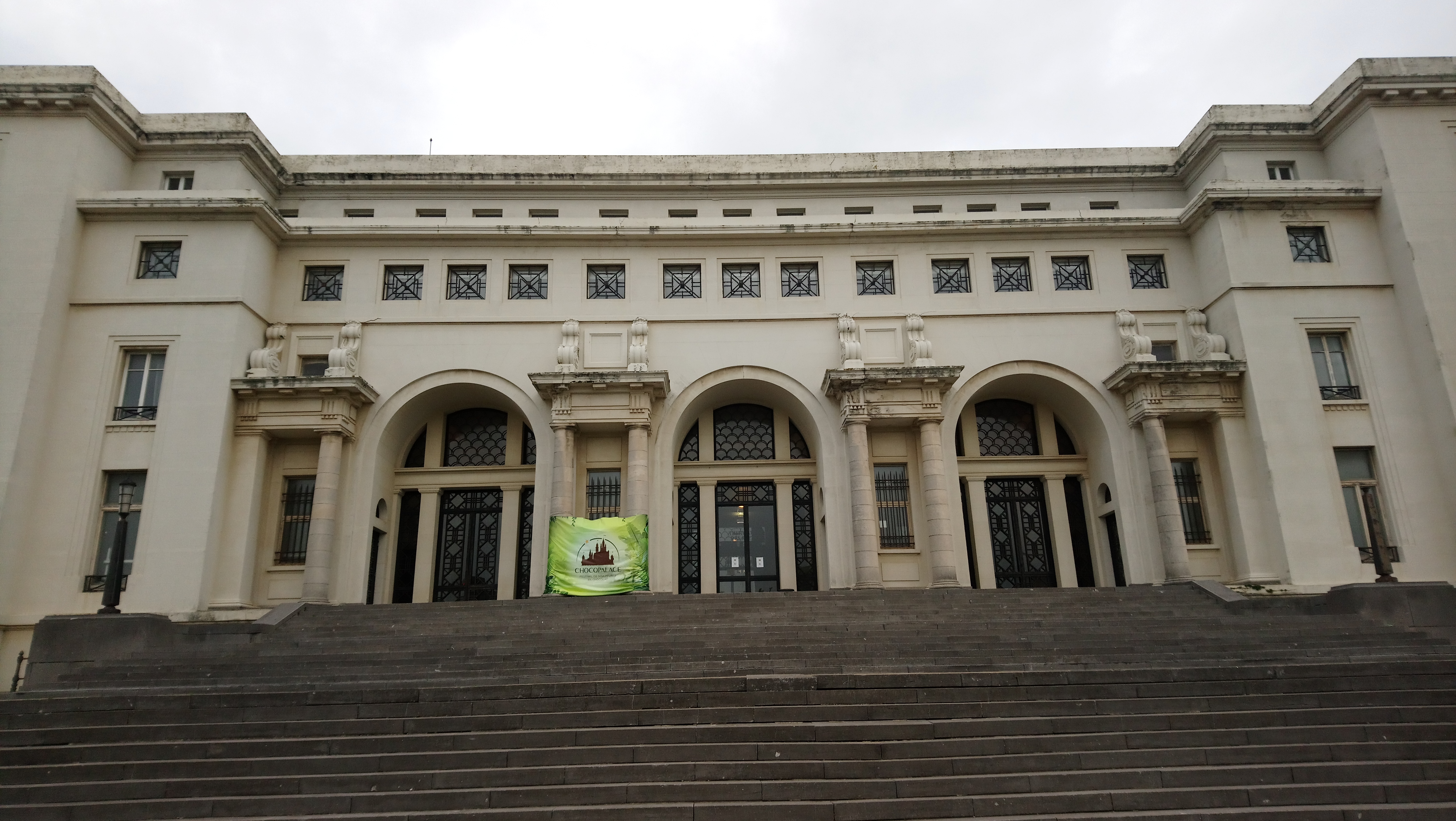 Façade avant du Thermae Palace d'Ostende