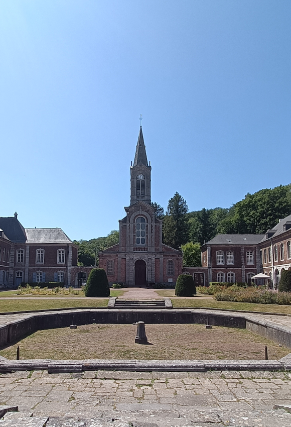 Église Saint-Joseph à Thuin