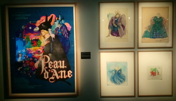 Dessins des costumes de Peau d'Âne