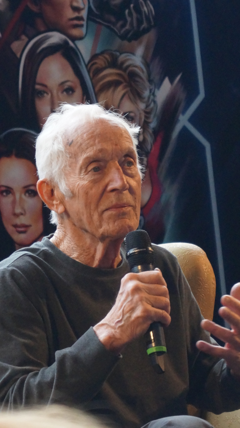 La star des seconds rôles Lance Henriksen
